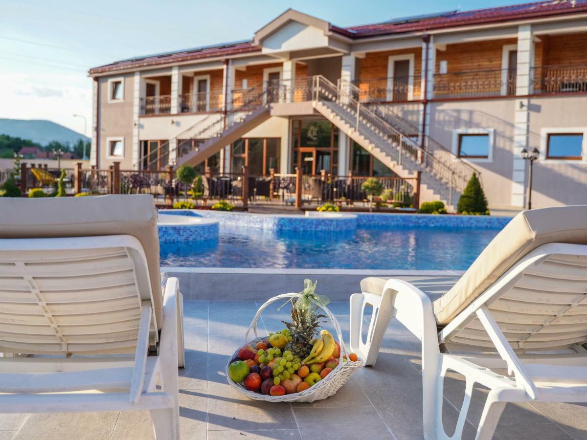 Hotel Royal Garden Nikšić Exterior foto