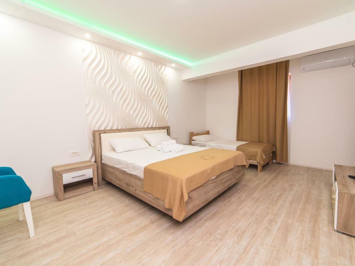 Hotel Royal Garden Nikšić Exterior foto
